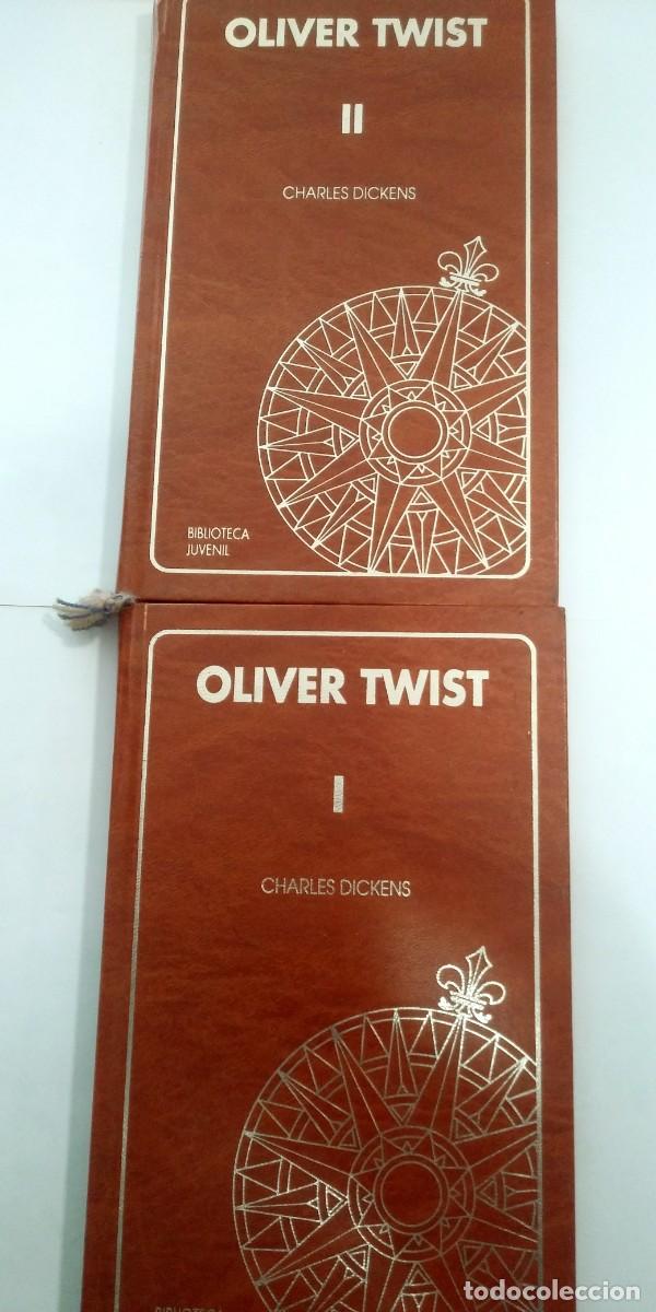 Libros de segunda mano: Oliver Twist Charles Dickens 2 Libros - Foto 1