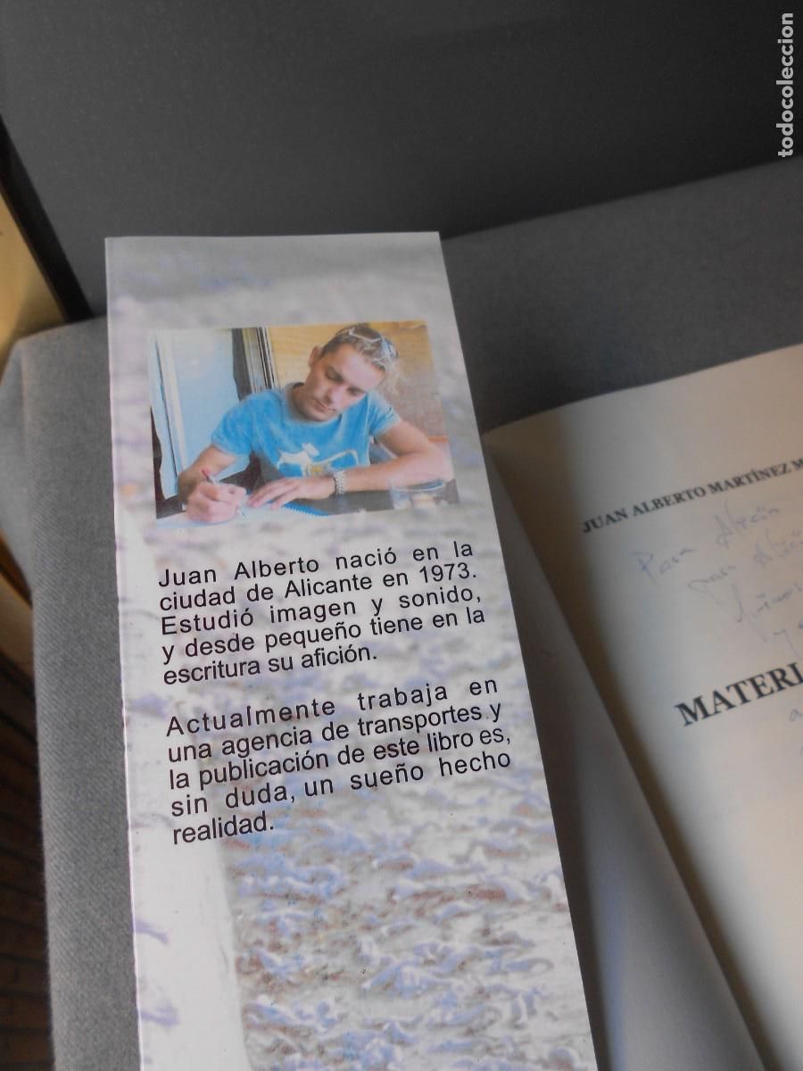 Libros de segunda mano: MATERIAL SENSIBLE. MARTINEZ, JUAN ALBERTO - Foto 2