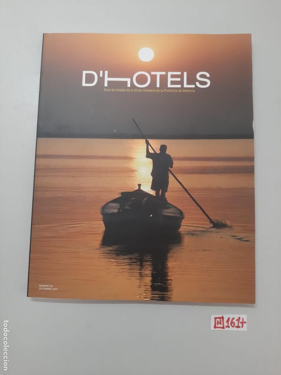 Libros de segunda mano: Libro: D&rsquo;hotels.,,., - Foto 1