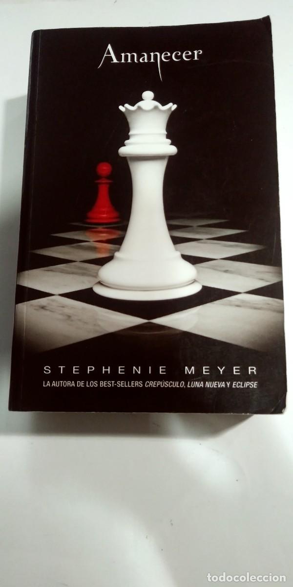 Libros de segunda mano: Amanecer Stephanie Meyer - Foto 1