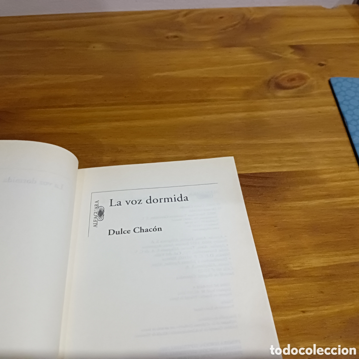 Libros de segunda mano: La voz dormida. Dulce Chac&oacute;n - Foto 3