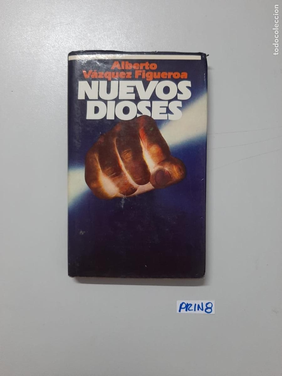 Libros de segunda mano: Libro: nuevos dioses - Foto 1