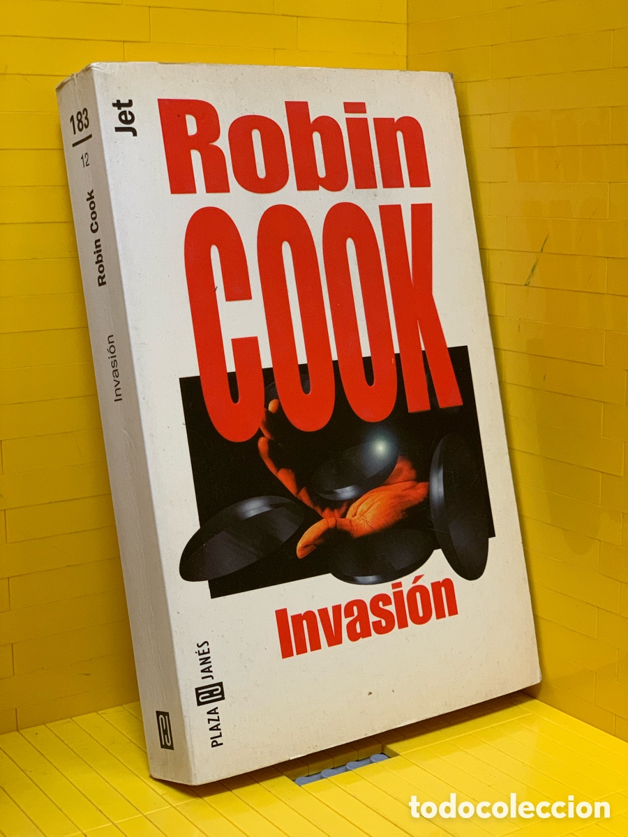 Libros de segunda mano: ROBIN COOK &middot;&middot;&middot;INVASI&Oacute;N - Foto 1