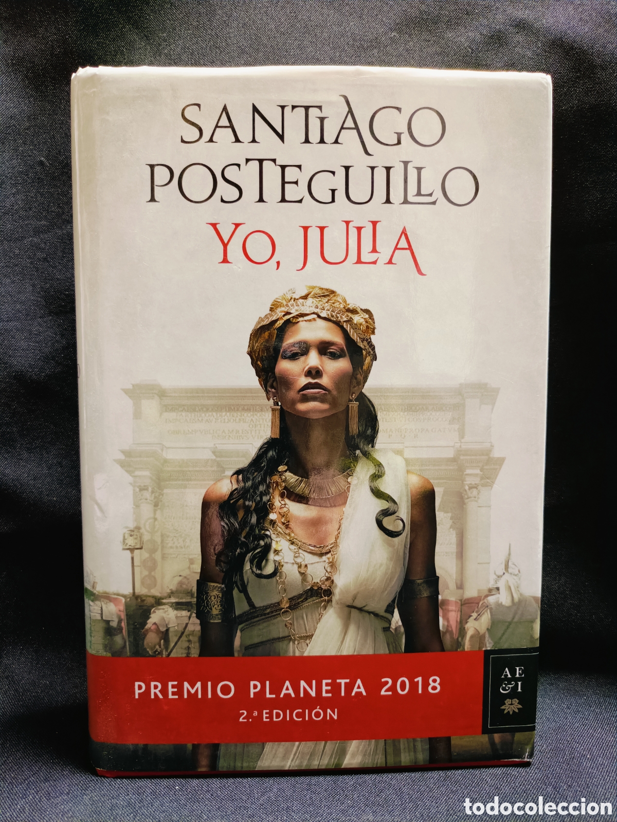 Libros de segunda mano: YO, JULIA . SANTIAGO POSTEGUILLO - Foto 1