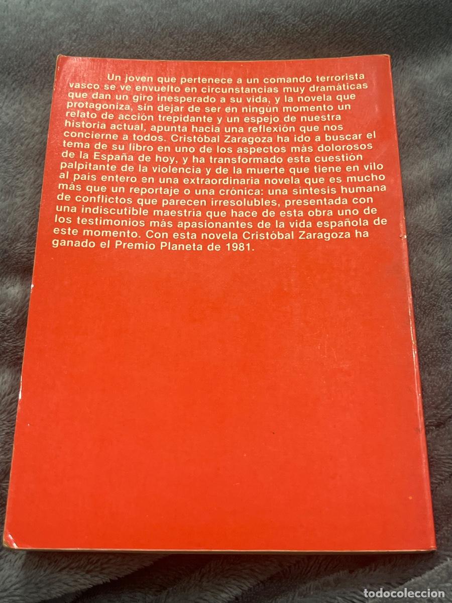 Libros de segunda mano: Libro Y Dios en la &uacute;ltima playa| Crist&oacute;bal Zaragoza | 1982 - Foto 2