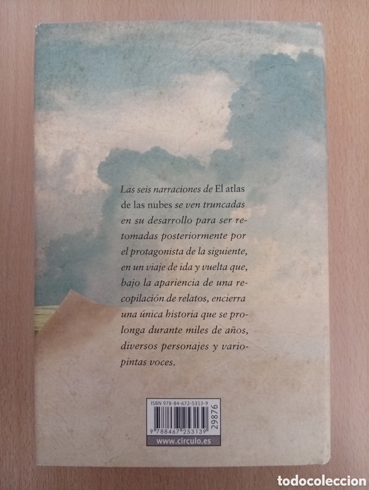 Libros de segunda mano: EL ATLAS DE LAS NUBES. David Mitchell - Foto 2