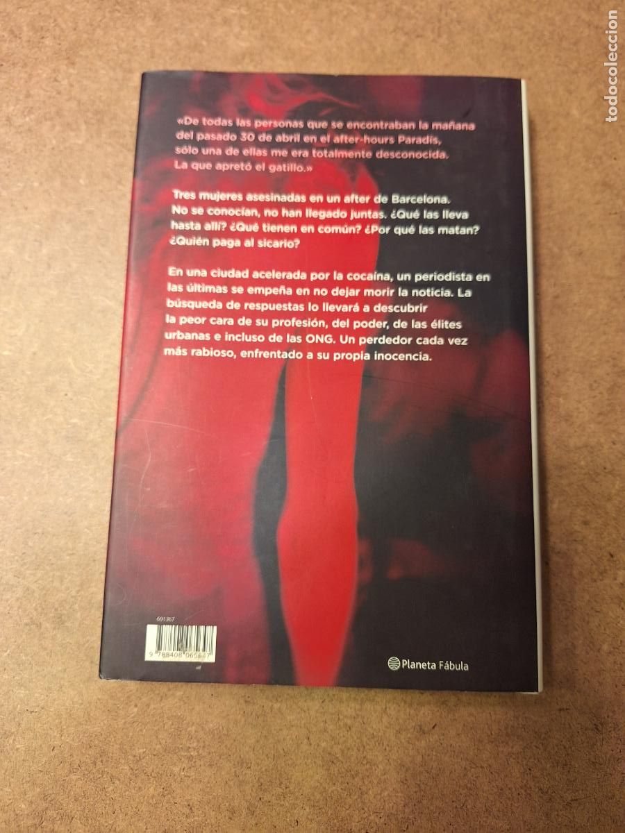 Libros de segunda mano: No acaba la noche - Cristina Fallar&aacute;s - Foto 2