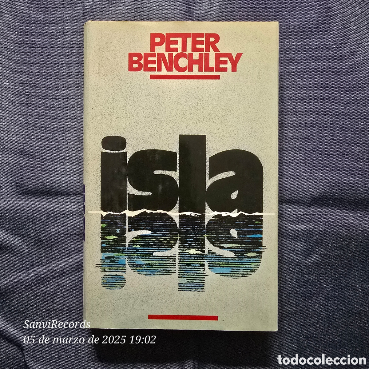 Libros de segunda mano: ISLA (PETER BENCHLEY) (C&Iacute;RCULO DE LECTORES) - Foto 1