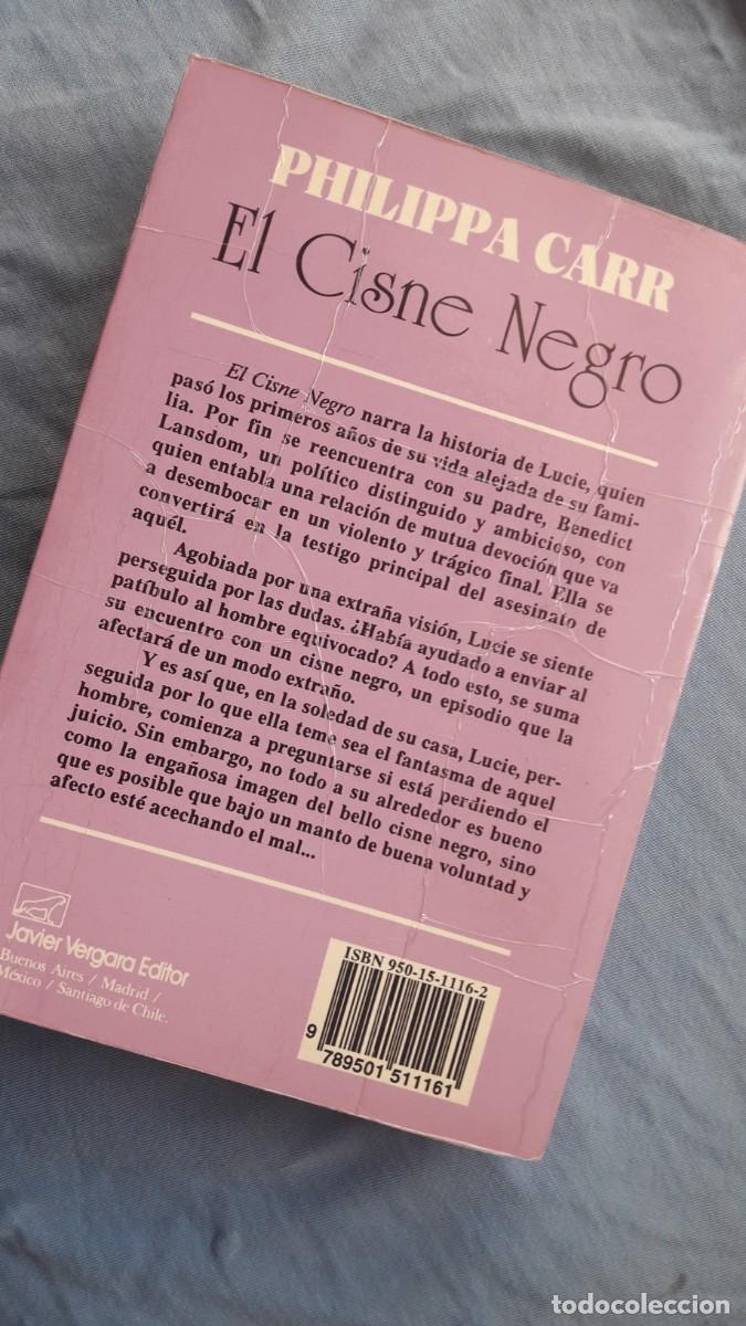 Libros de segunda mano: EL CISNE NEGRO. (Philippa Carr) - Foto 2