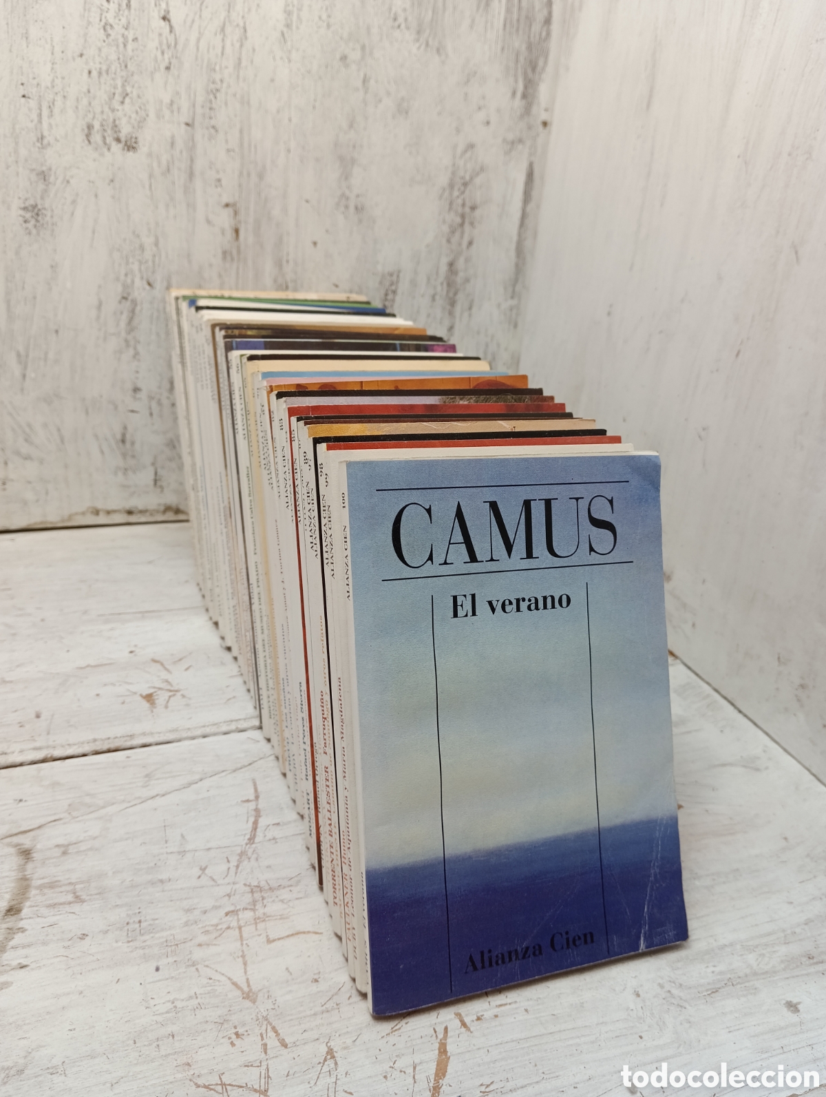 Libros de segunda mano: 38 LIBROS ALIANZA 100. - Foto 1