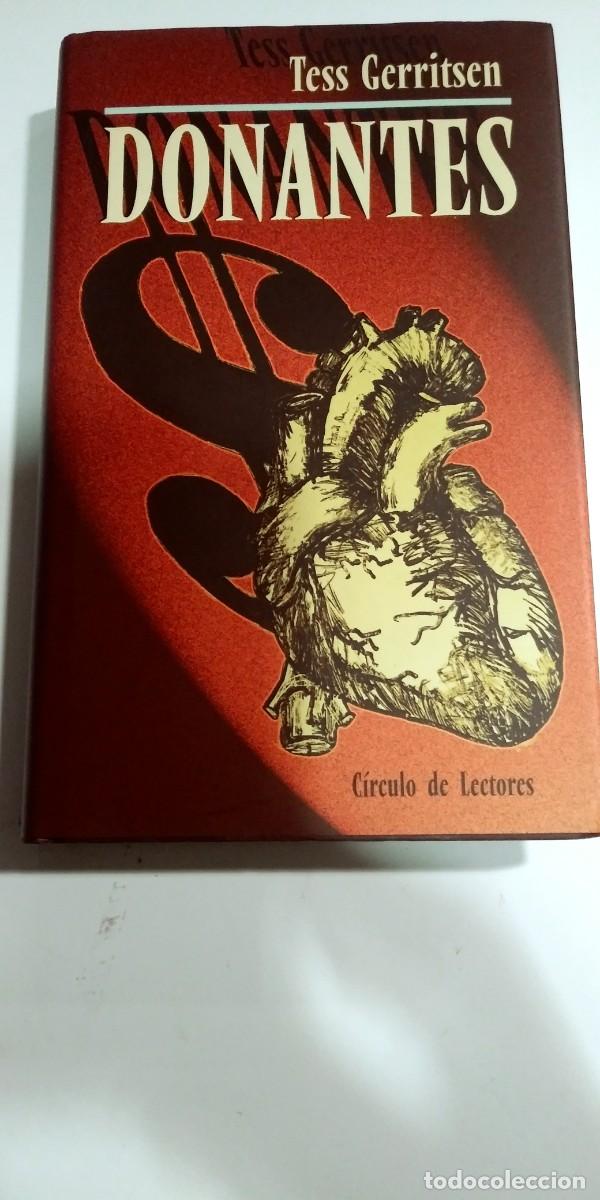 Libros de segunda mano: Donantes Tess Gerritsen - Foto 1