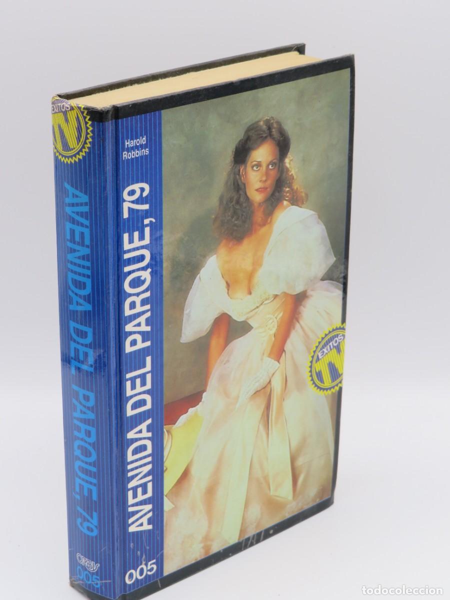 Libros de segunda mano: AVENIDA DEL PARQUE, 79. EXITOS TV, EDICIONES ORBIS - Foto 1