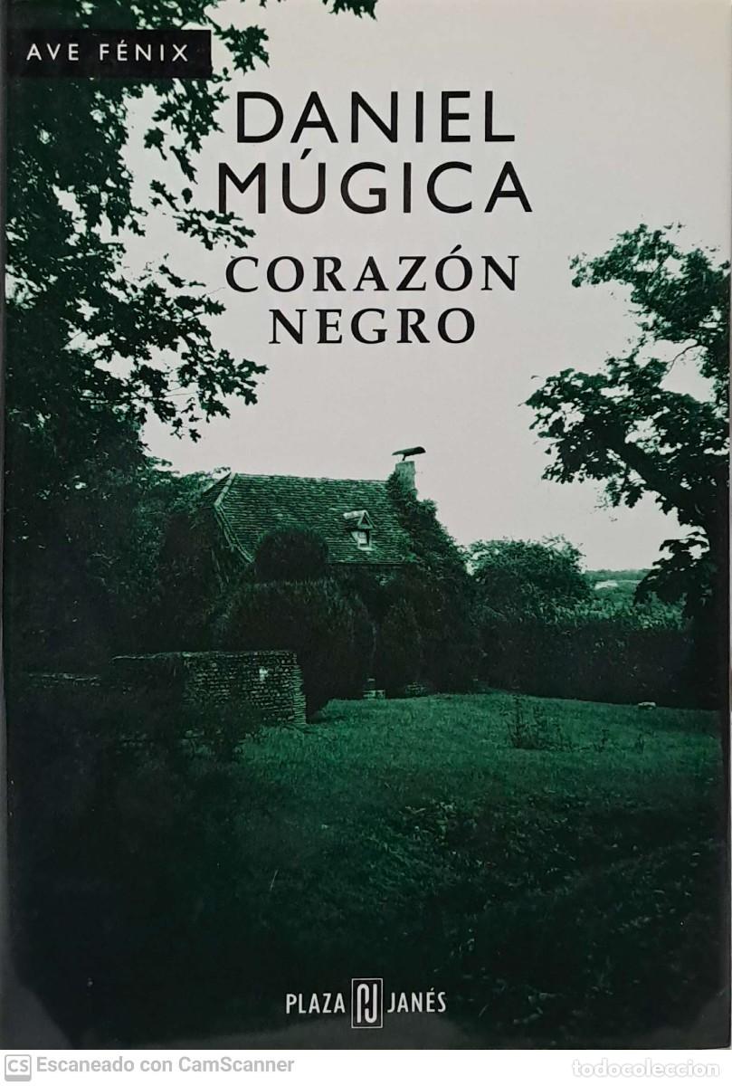 Libros de segunda mano: Coraz&oacute;n negro - Daniel M&uacute;gica - Foto 1