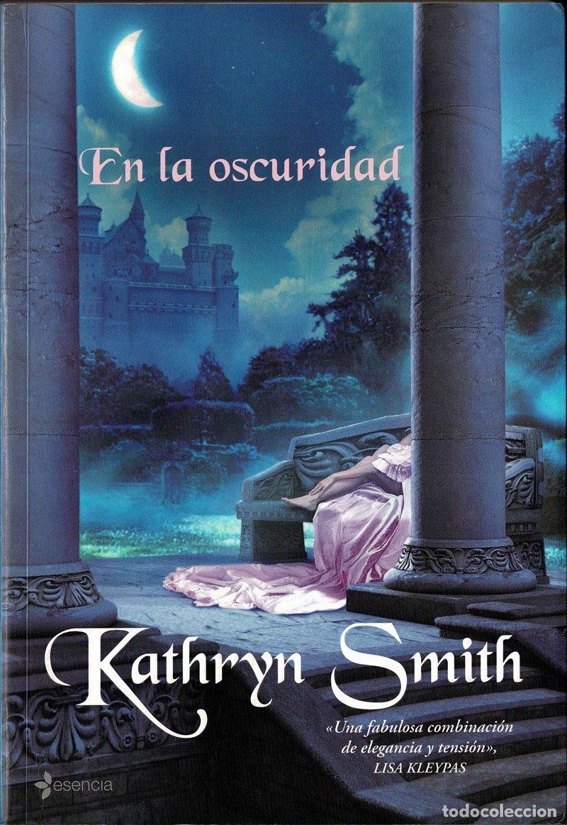 Libros de segunda mano: En la oscuridad - Kathryn Smith - Foto 1