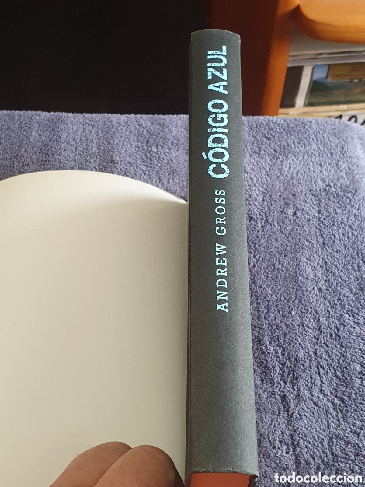 Libros de segunda mano: L2. C&oacute;digo Azul - Andrew Gross, C&iacute;rculo De Lectores. - Foto 4