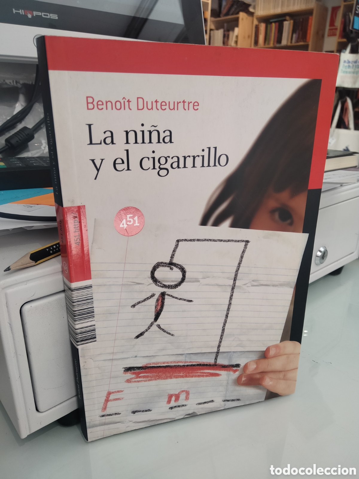 Libros de segunda mano: La ni&ntilde;a y el cigarrillo - Beno&icirc;t Duteurtre - Foto 1