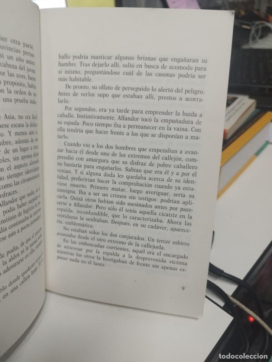 Libros de segunda mano: LA NOCHE DEL ECLIPSE.- JOAN MANUEL GISBERT.- GRAN ANGULAR - Foto 4