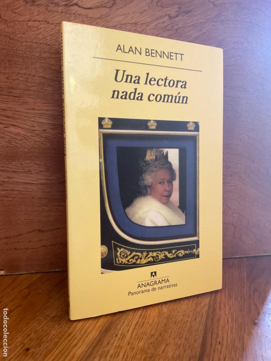 Libros de segunda mano: UNA LECTORA NADA COM&Uacute;N - ALAN BENNETT - ANAGRAMA - Foto 1