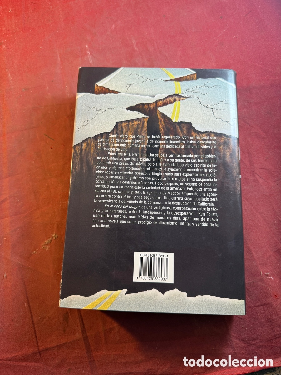 Libros de segunda mano: KEN FOLLET EN LA BOCA DEL DRAG&Oacute;N - Foto 2