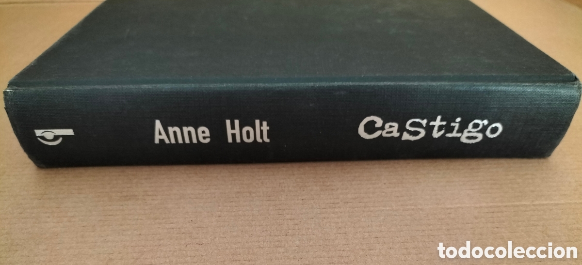 Libros de segunda mano: Castigo. Anne Holt. Ediciones B, 2005. Libro - Foto 8