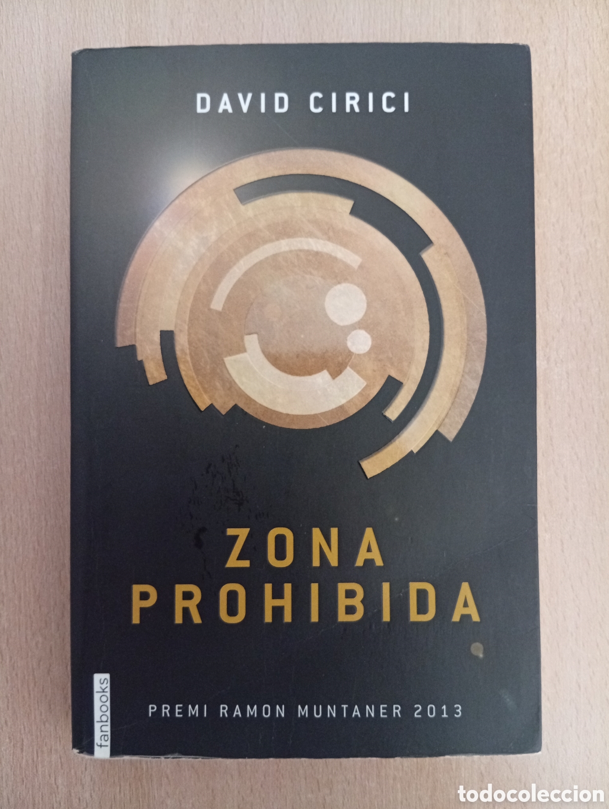 Libri di seconda mano: ZONA PROHIBIDA. David Cirici