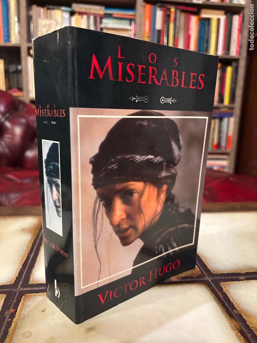 Libros de segunda mano: Los miserables. V&iacute;ctor Hugo. - Foto 1