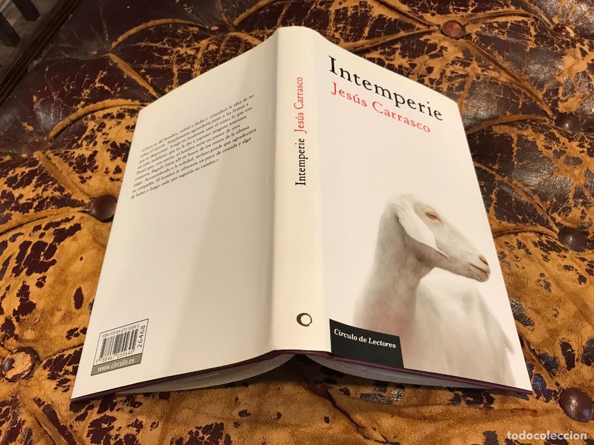 Libros de segunda mano: JES&Uacute;S CARRASCO. INTEMPERIE. 2013 - Foto 1