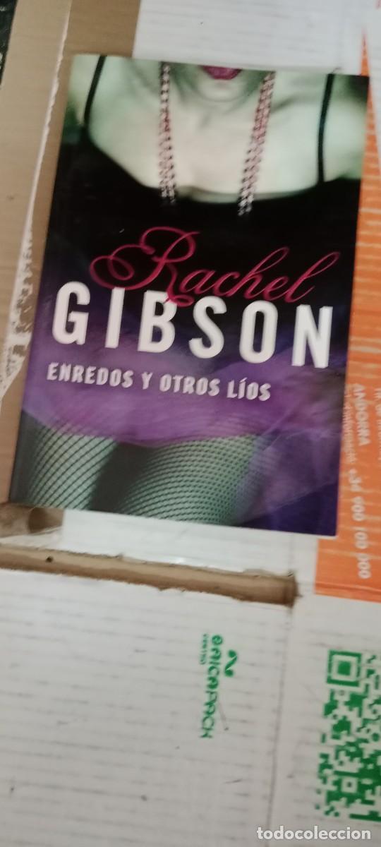 Libri di seconda mano: E-SAN LIBRO RACHEL GIBSON / ENREDOS Y OTROS L&Iacute;OS