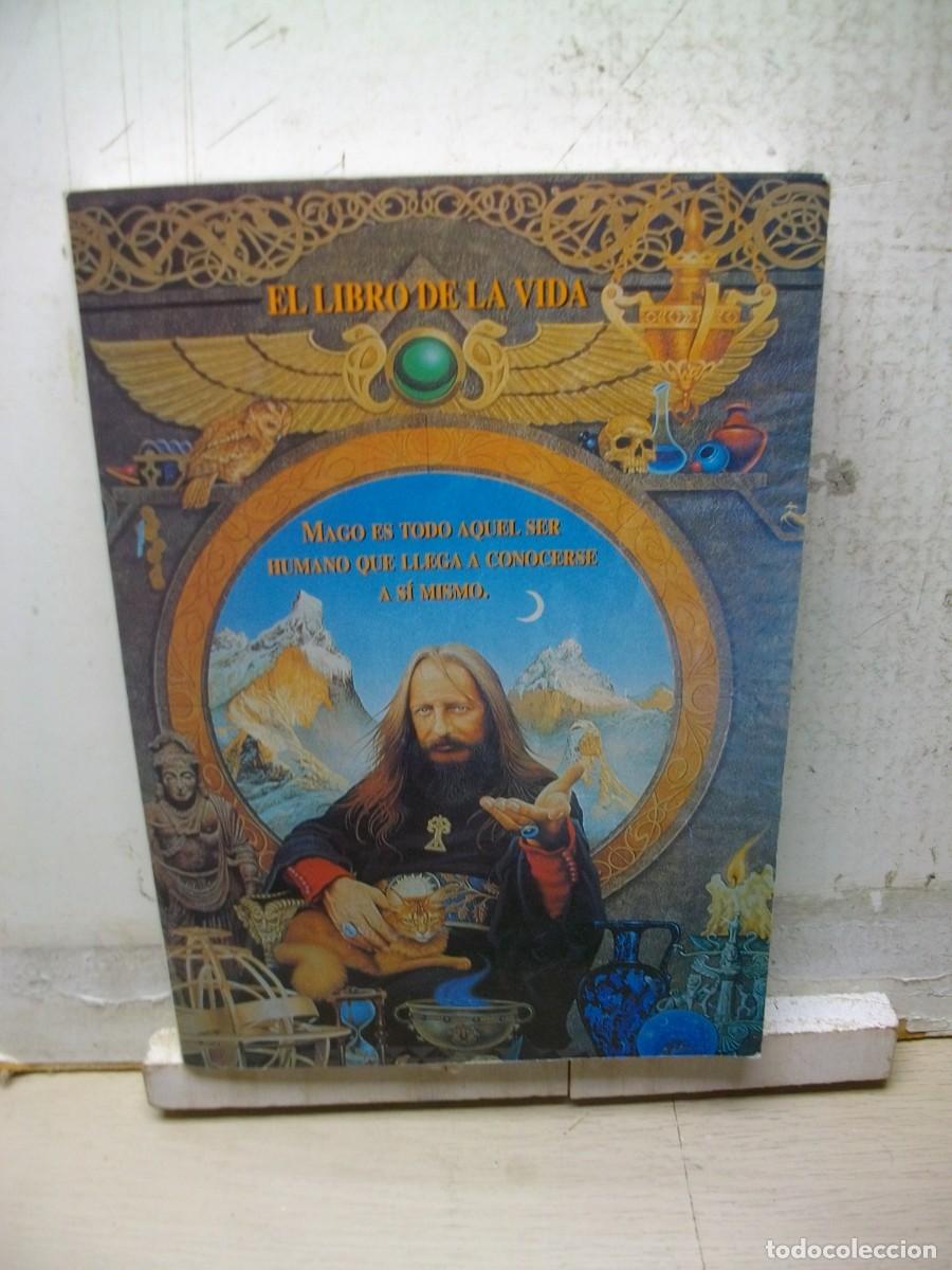 Libros de segunda mano: EL LIBRO DE LA VIDA Tapa blanda - Foto 1