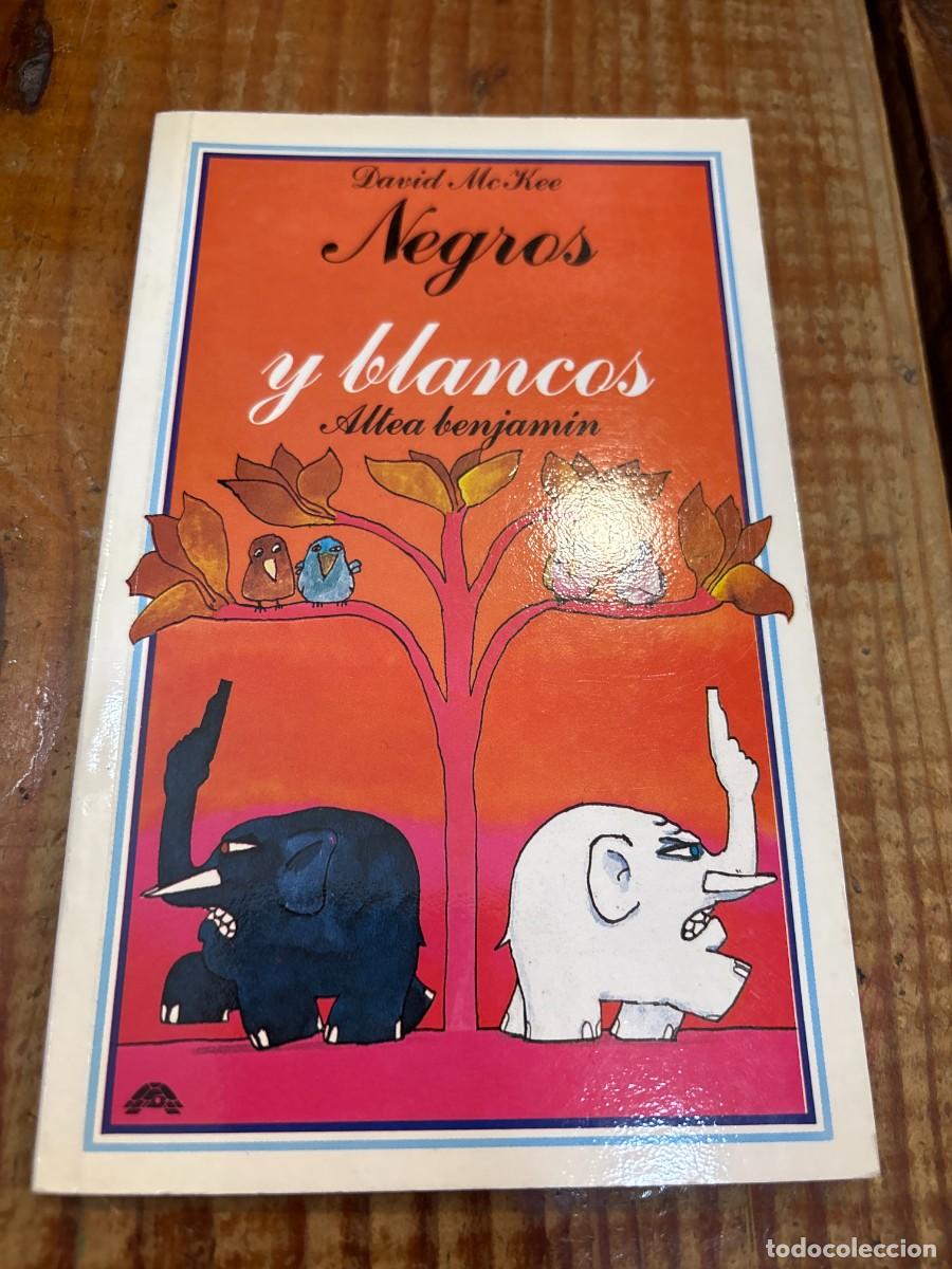 Libros de segunda mano: Negros y blancos MAC KEE, DAVID - Foto 1