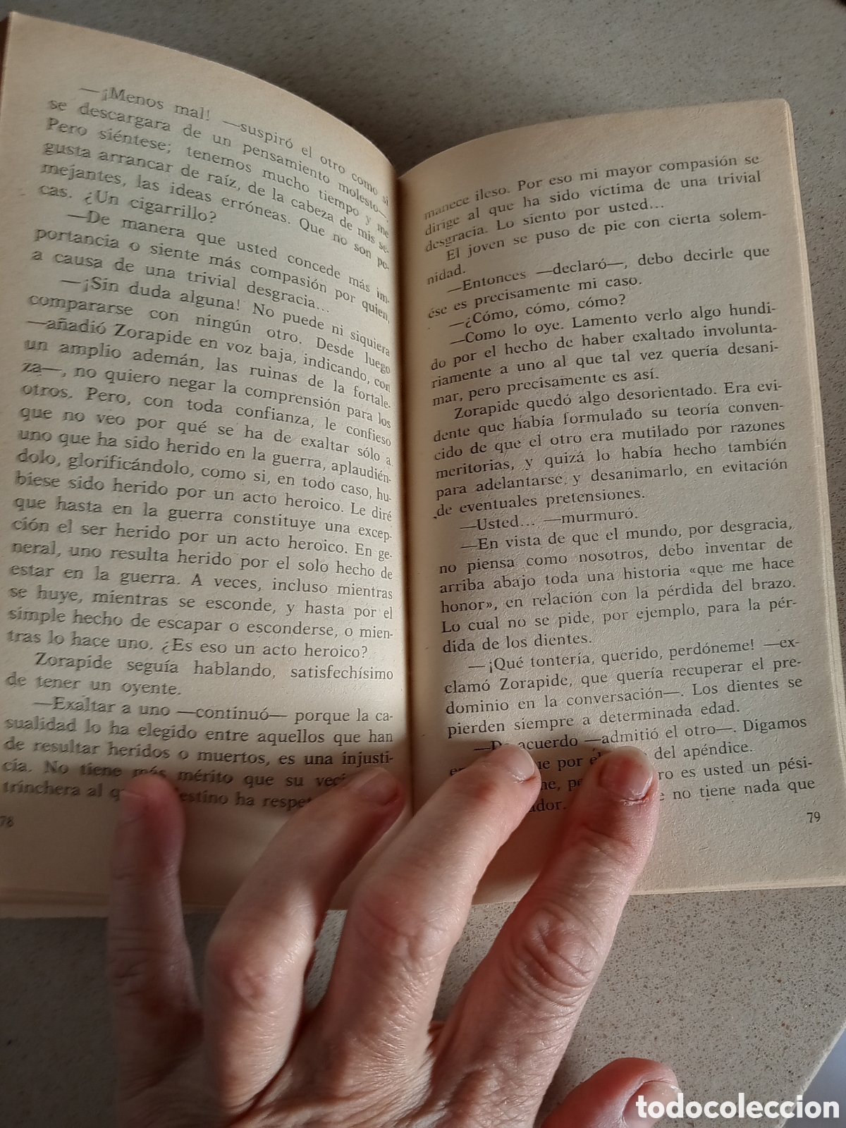 Libros de segunda mano: &rdquo;el h&eacute;roe&rdquo; de Achile Campanile - Foto 3