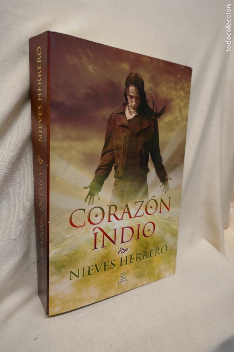 Libros de segunda mano: CORAZON INDIO - NIEVES HERRERO - Foto 2