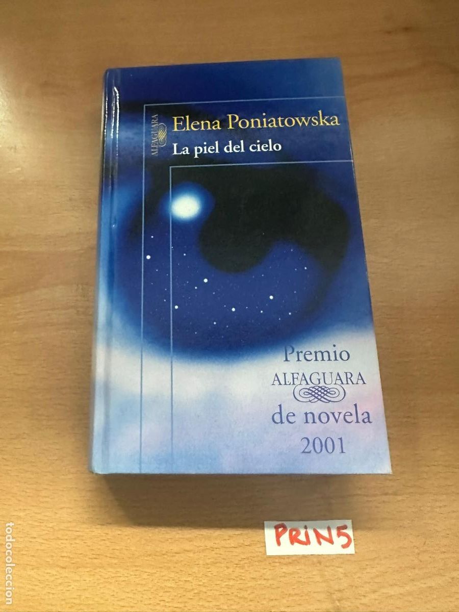 Libros de segunda mano: Libro: la piel del cielo - Foto 1