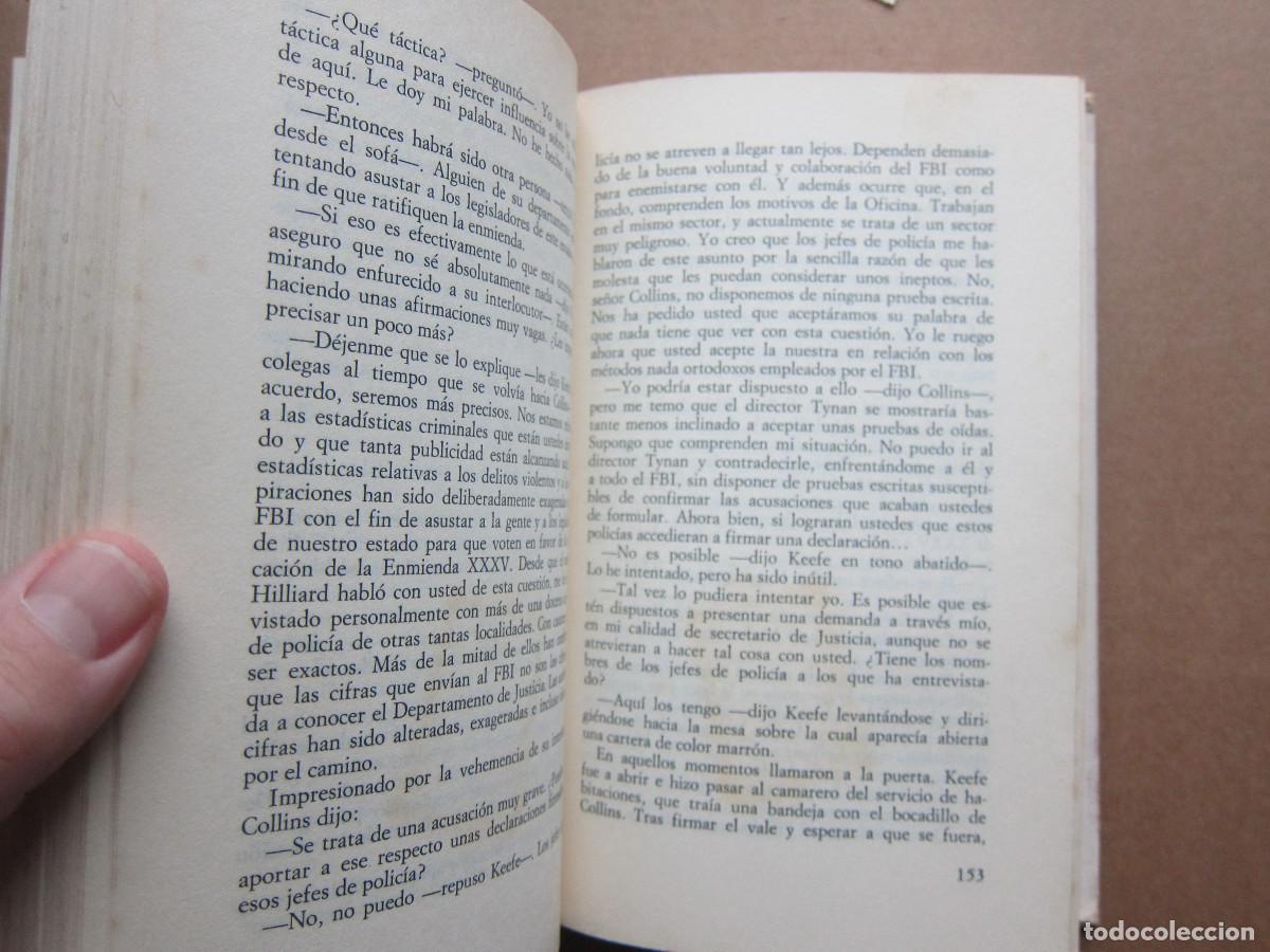 Libros de segunda mano: EL DOCUMENTO R - IRVING WALLACE (C&Iacute;RCULO DE LECTORES) NOVELA - Foto 4