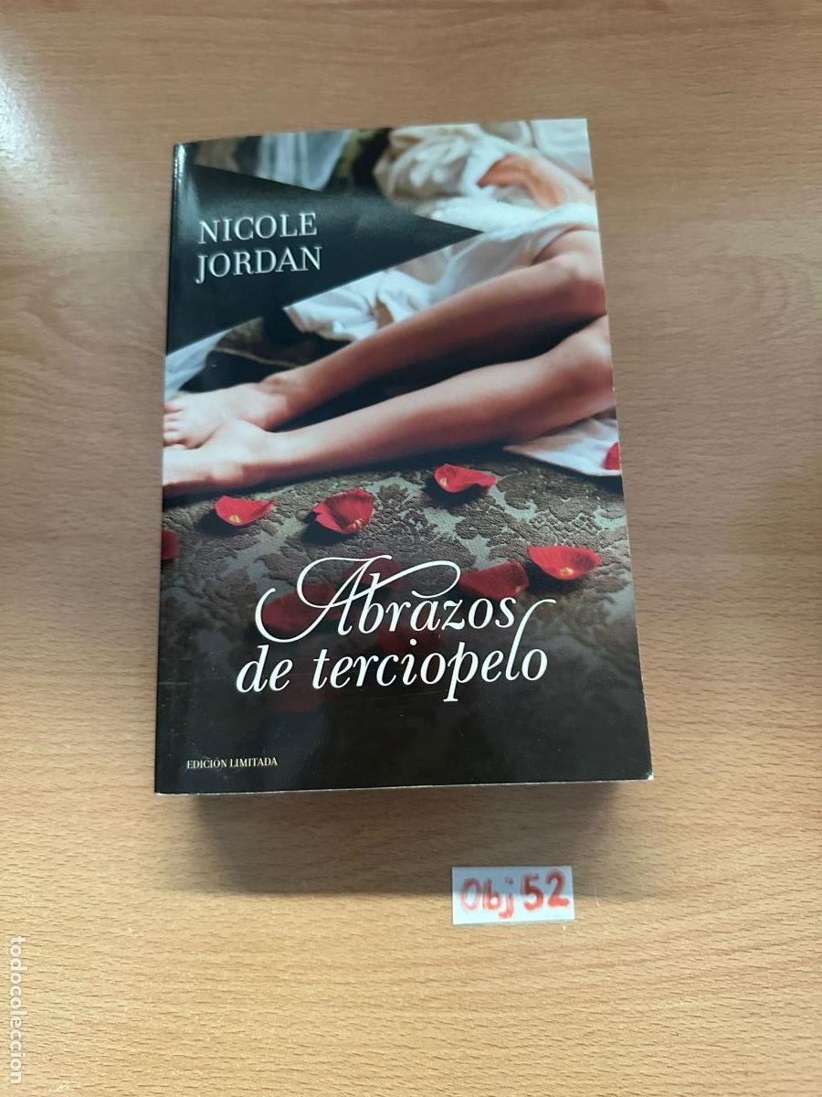 Libros de segunda mano: Abrazos de terciopelo - Foto 1
