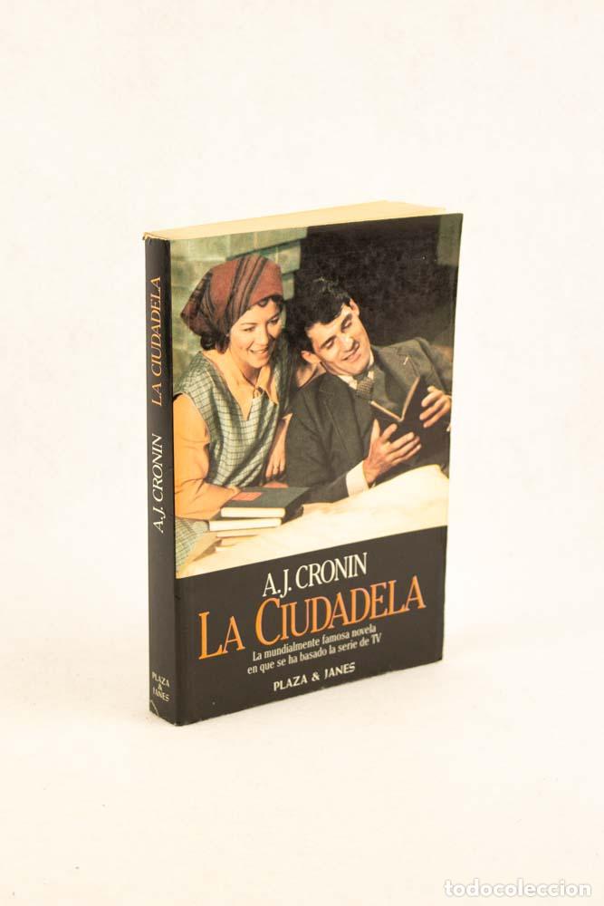 Libros de segunda mano: La ciudadela - A. J. Cronin - Foto 1
