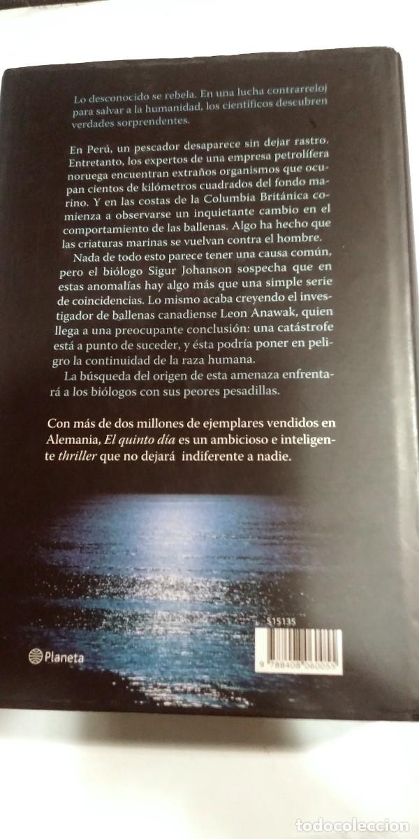 Libros de segunda mano: El quinto d&iacute;a Frank Schatzing - Foto 2