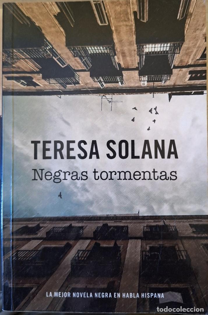Libros de segunda mano: NEGRAS TORMENTAS. - SOLANA, Teresa. - Foto 1