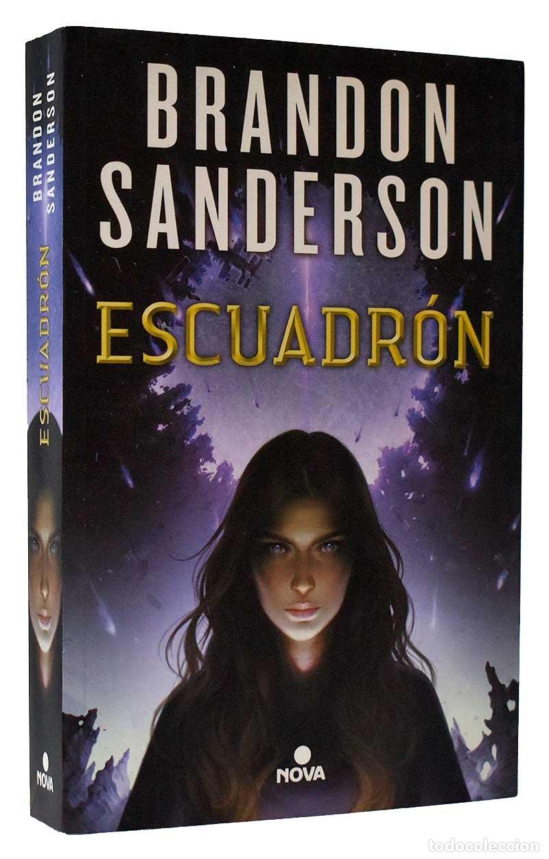Libros de segunda mano: Escuadr&oacute;n - Brandon Sanderson - Foto 1