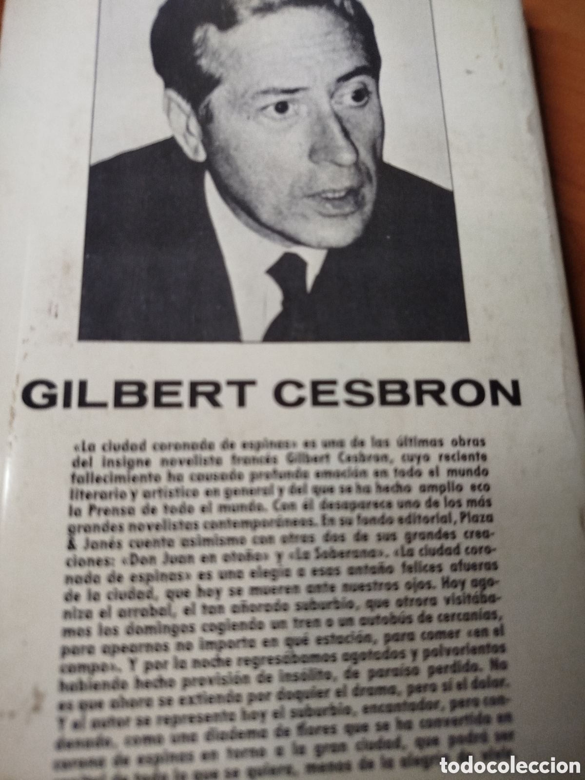 Libros de segunda mano: La ciudad coronada de espinas. Cesbron. - Foto 3