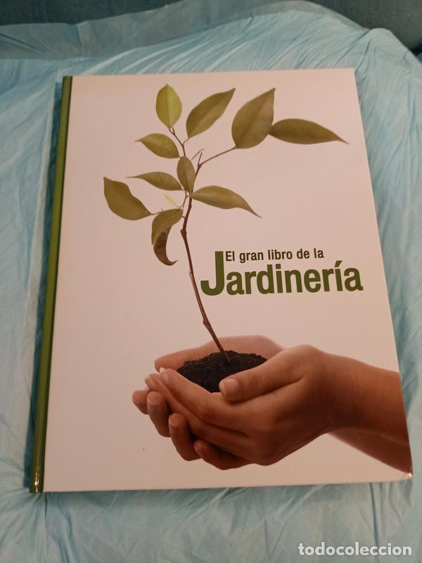 Libros de segunda mano: el gran libro de la jardineria - Foto 1
