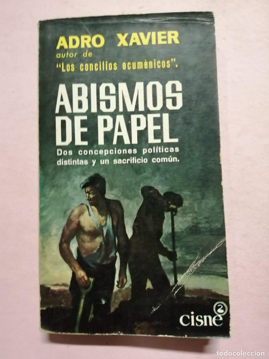 Libros de segunda mano: ABISMOS DE PAPEL (ADRO XAVIER) - Foto 1