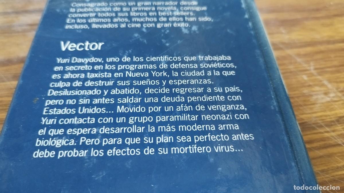 Libros de segunda mano: VECTOR / ROBIN COOK / EVA 143 / - Foto 5