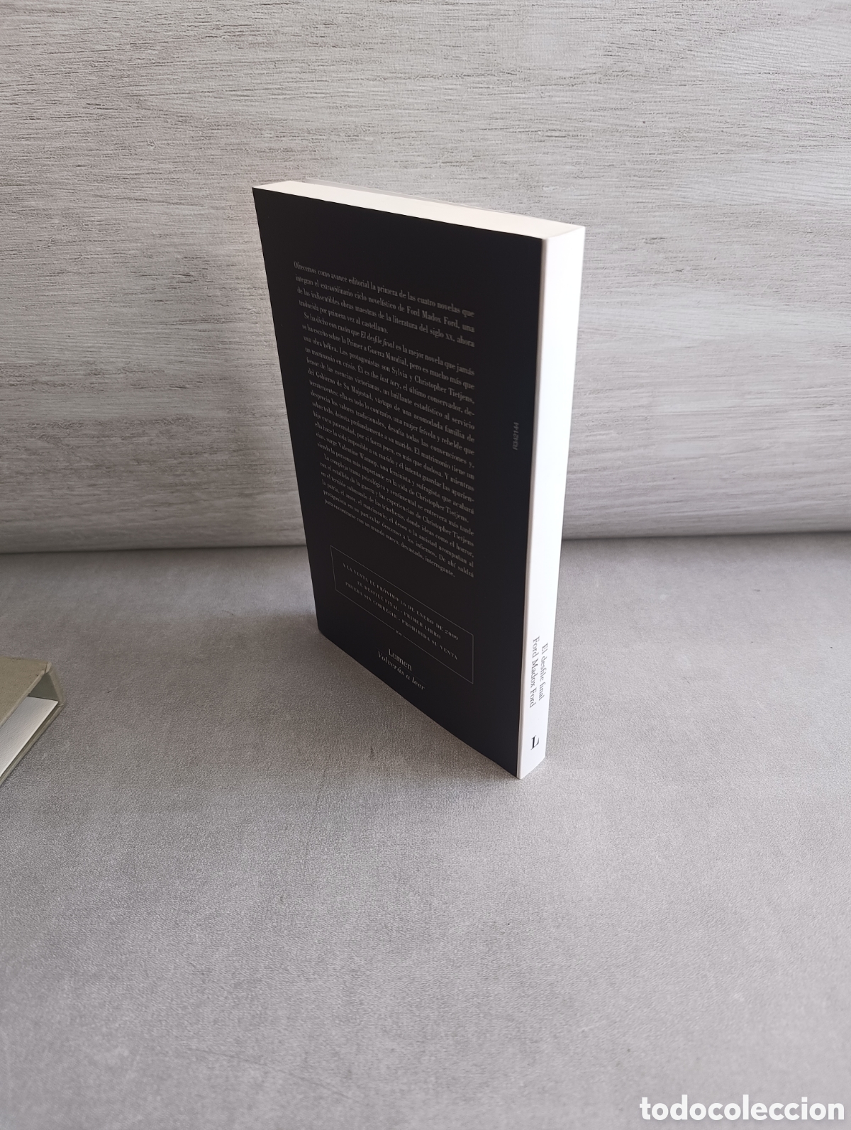 Libros de segunda mano: El desfile final. Ford Madox Ford. - Foto 2