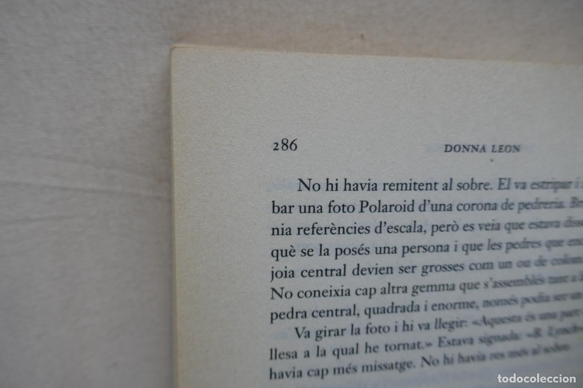 Libros de segunda mano: MORT A LA FENICE - DONNA LEON - EDICIONES 62 (EN CATALAN) - Foto 10