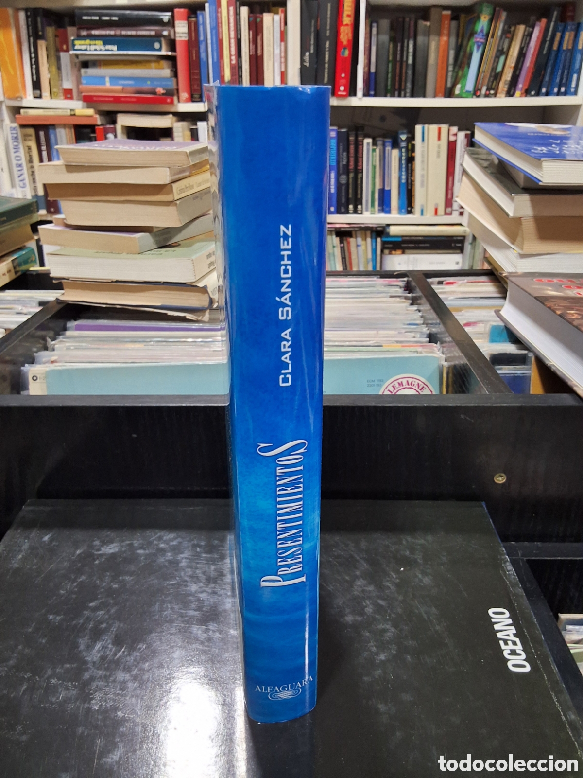 Libros de segunda mano: PRESENTIMIENTOS - CLARA SANCHEZ - ENV&Iacute;O DESDE 1,95 &euro; - Foto 3