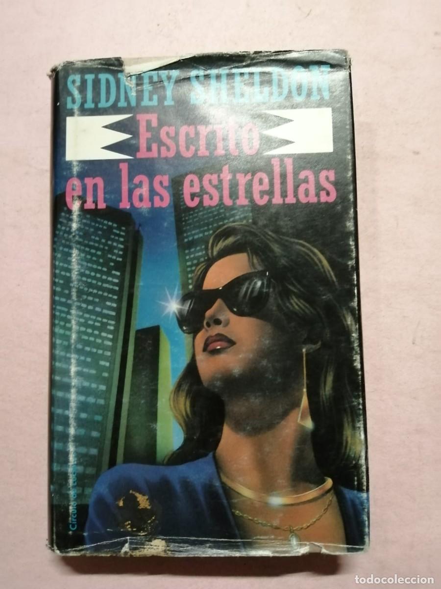 Libros de segunda mano: ESCRITO EN LAS ESTRELLAS (SIDNEY SHELDON) - Foto 1