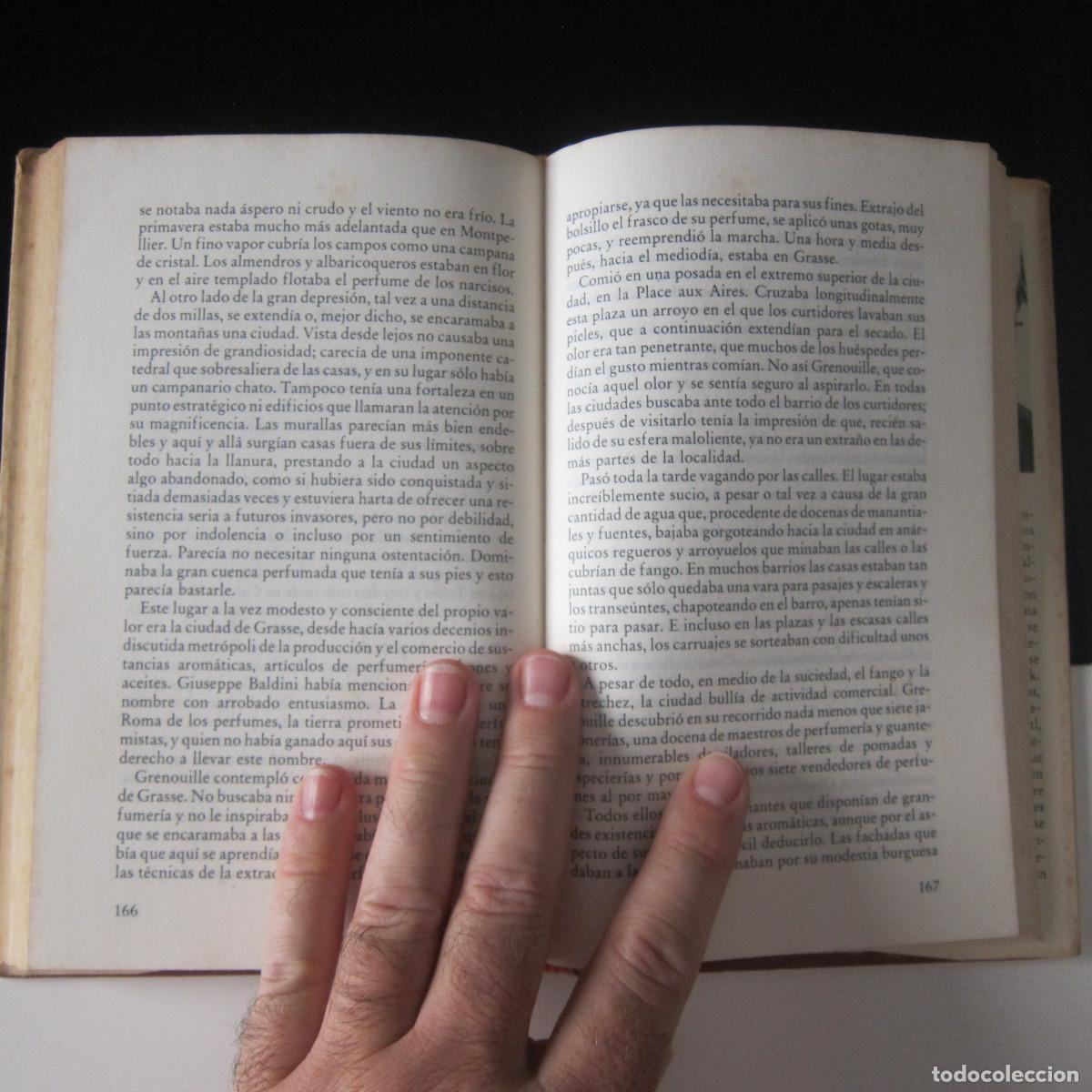 Libros de segunda mano: EL PERFUME - PATRICK SUSKIND (C&Iacute;RCULO DE LECTORES) NOVELA - Foto 4