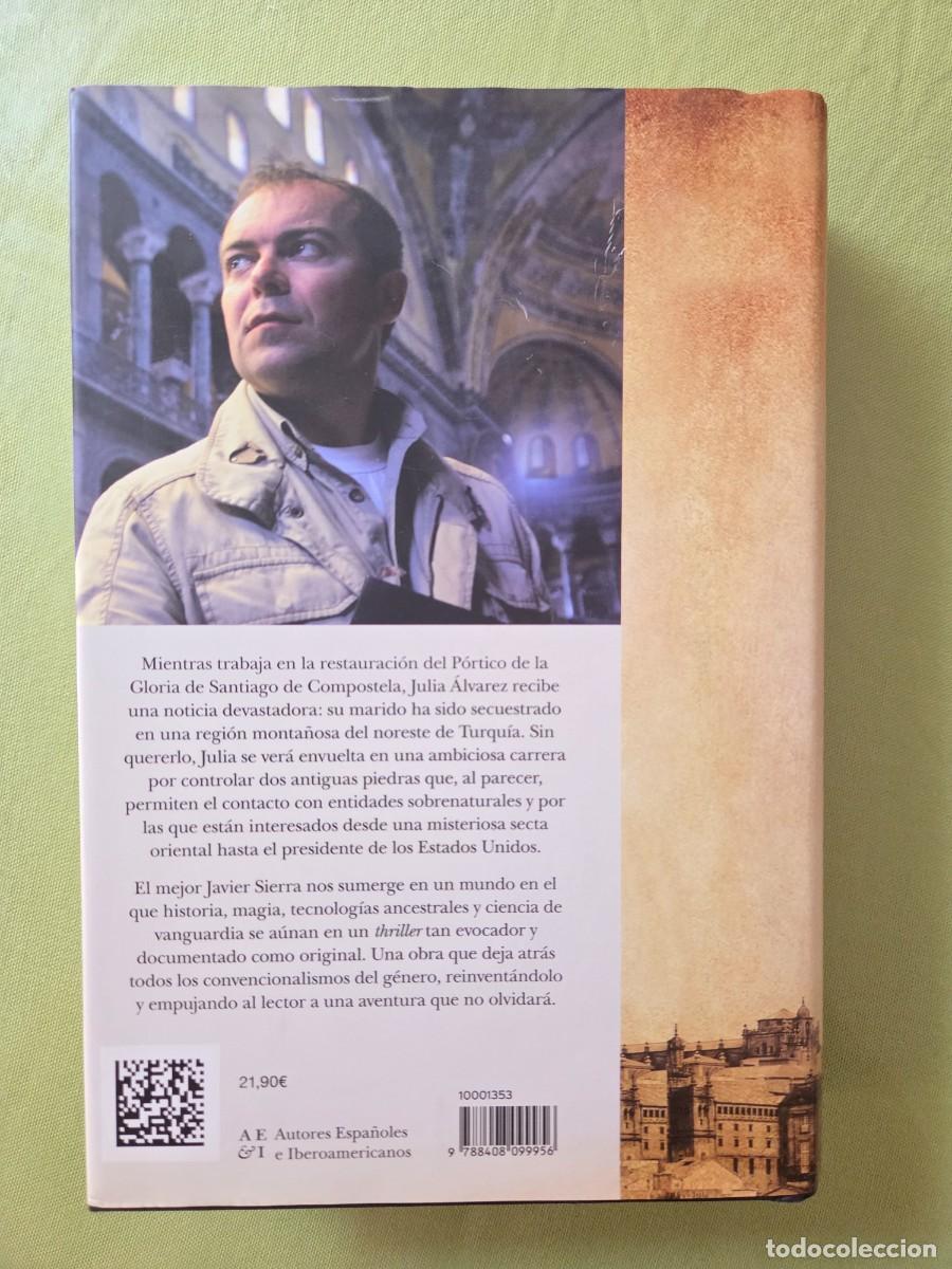 Libros de segunda mano: El &aacute;ngel perdido. Javier Sierra. - Foto 2
