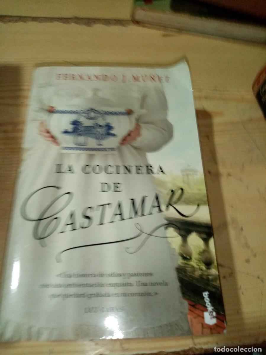 Gebrauchte B&uuml;cher: LA COCINERA DE CASTAMAR. FERNANDO J. MU&Ntilde;EZ BOOKET. EST25B1